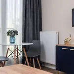 Na Debnikach - By Upstairs * كراكوفيا