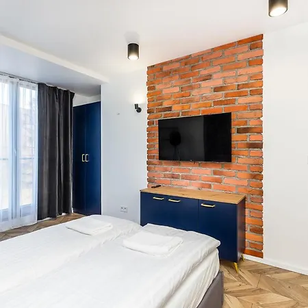 Na Debnikach - By Upstairs