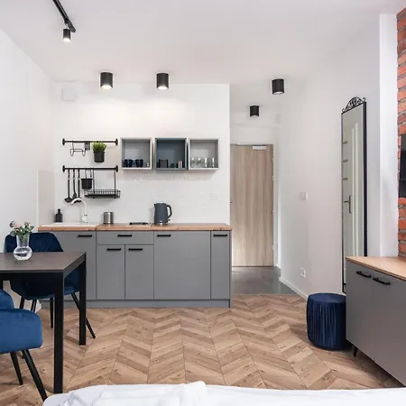 Na Debnikach - By Upstairs * Kraków