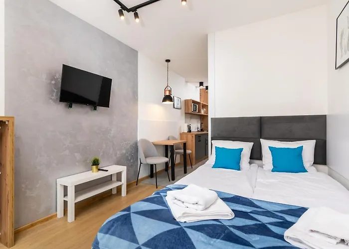 Na Debnikach - By Upstairs *