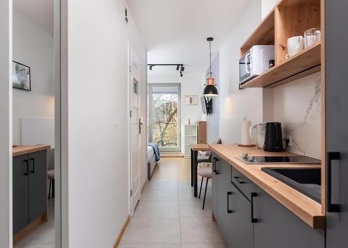 Na Debnikach - By Upstairs