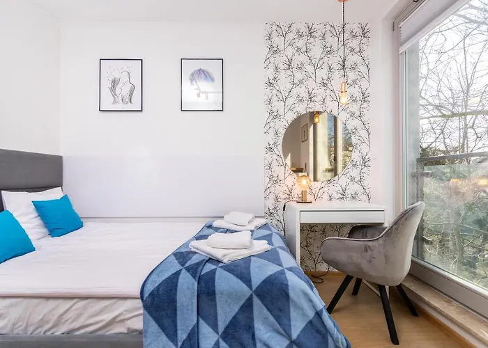 Na Debnikach - By Upstairs *