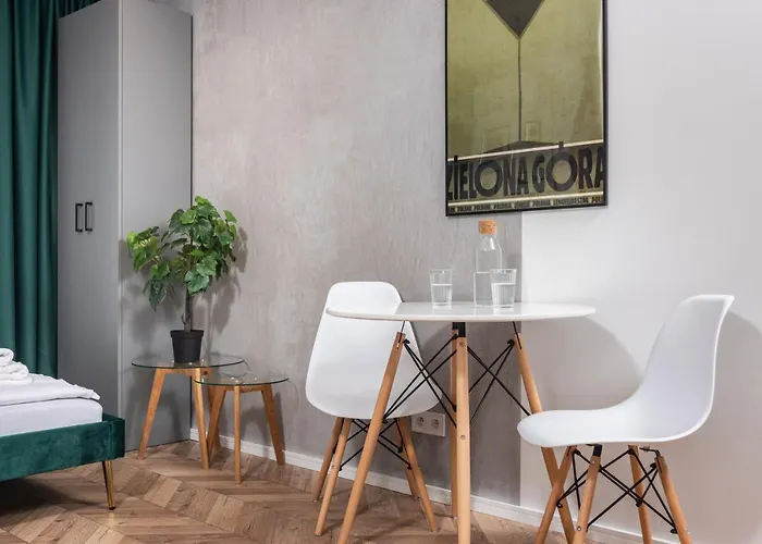 Na Debnikach - By Upstairs 克拉科夫