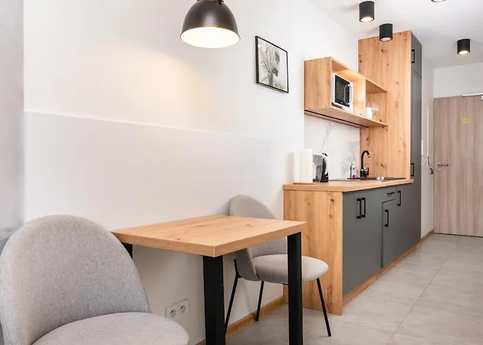 Na Debnikach - By Upstairs