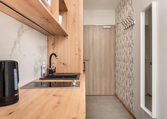 Na Debnikach - By Upstairs