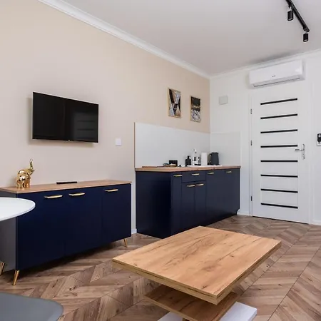 Na Debnikach - By Upstairs * Krakow